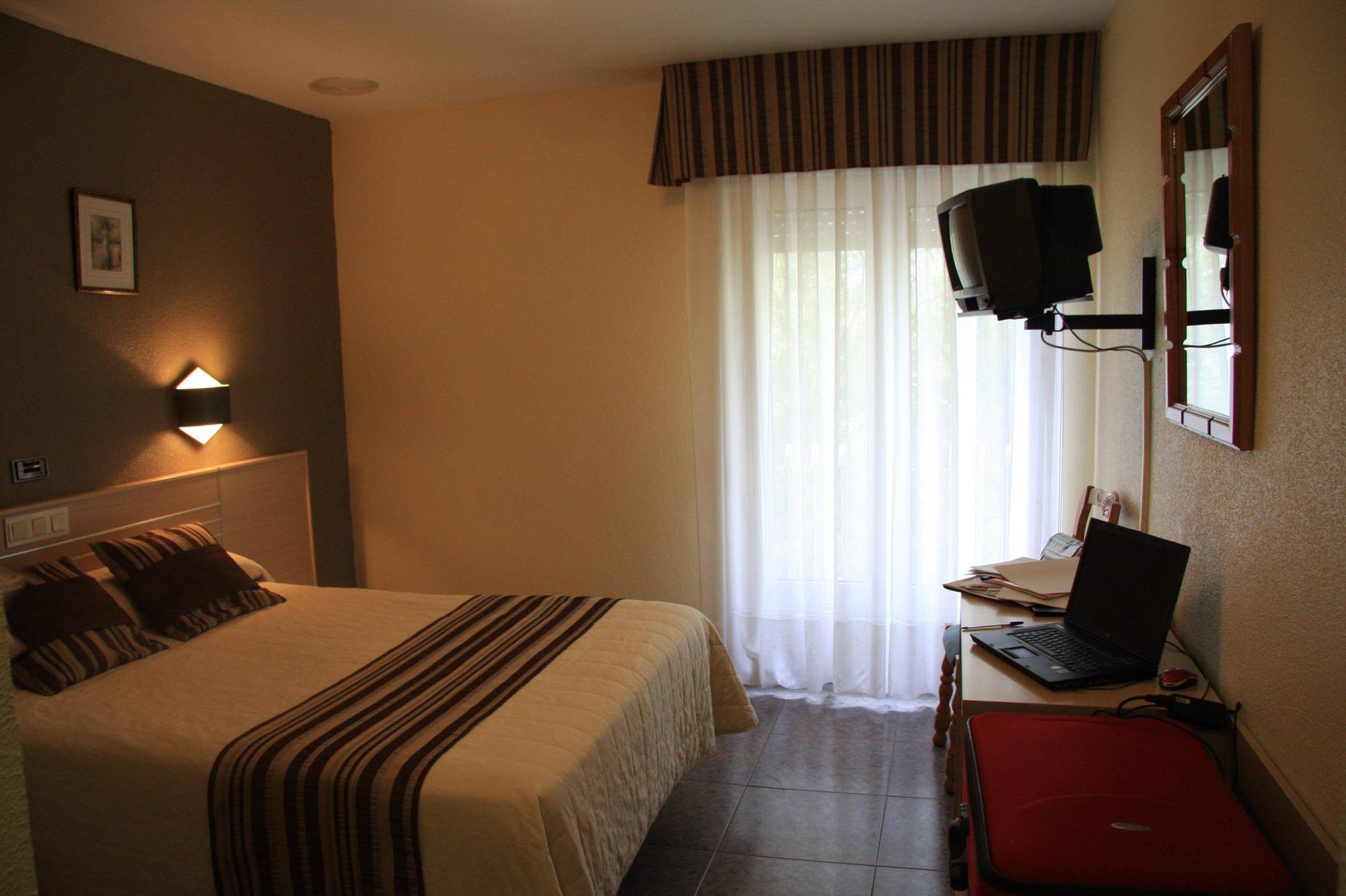 Hotel La Colina Geria Quarto foto